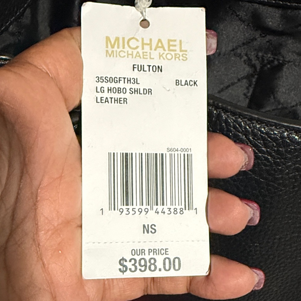 Michael Kors Black Leather Shoulder Bag - Picture 5 of 8